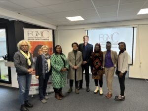 Read more about the article Wichtiger Besuch bei Sompon Socialservices: Grüne Politiker:innen setzen sich für die Bekämpfung von FGM/C ein